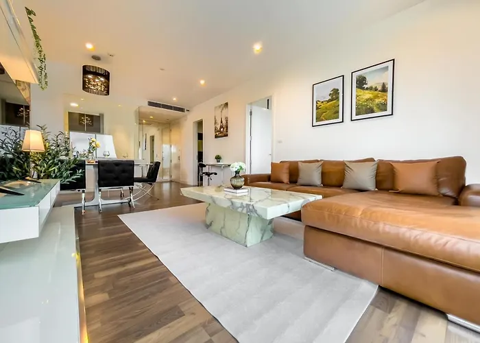 Near Bts L Sukhumvit L Pool And Garden L Sontana Apartment