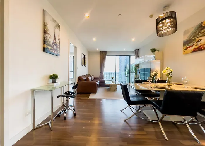 Near Bts L Sukhumvit L Pool And Garden L Sontana Apartment *