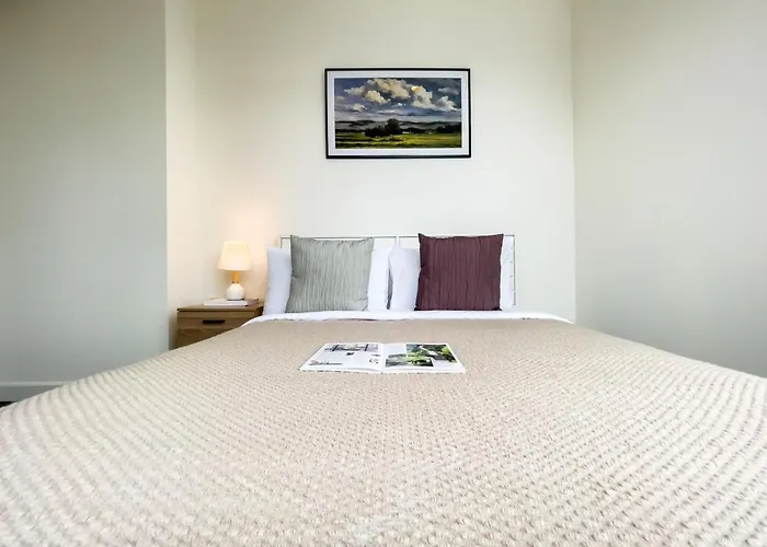 Near Bts L Sukhumvit L Pool And Garden L Sontana Apartment