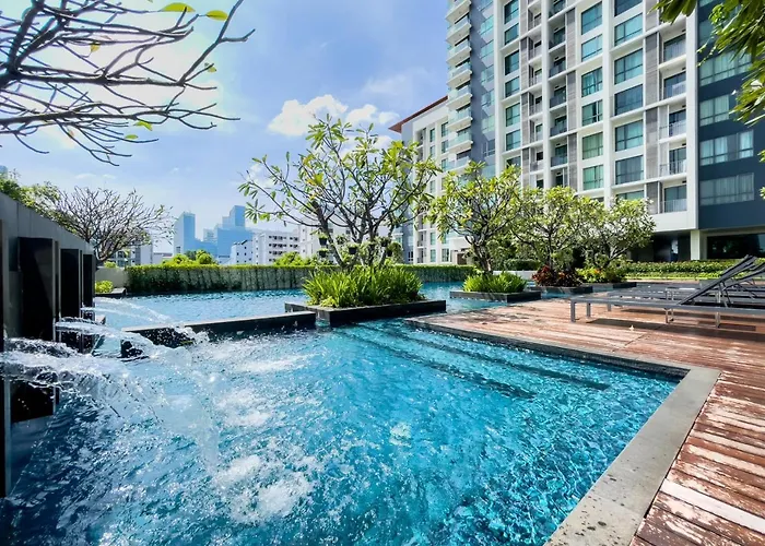 Near Bts L Sukhumvit L Pool And Garden L Sontana Apartment